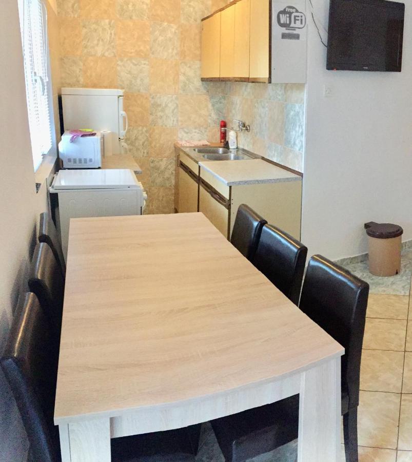 פג Apartmani Nerko מראה חיצוני תמונה